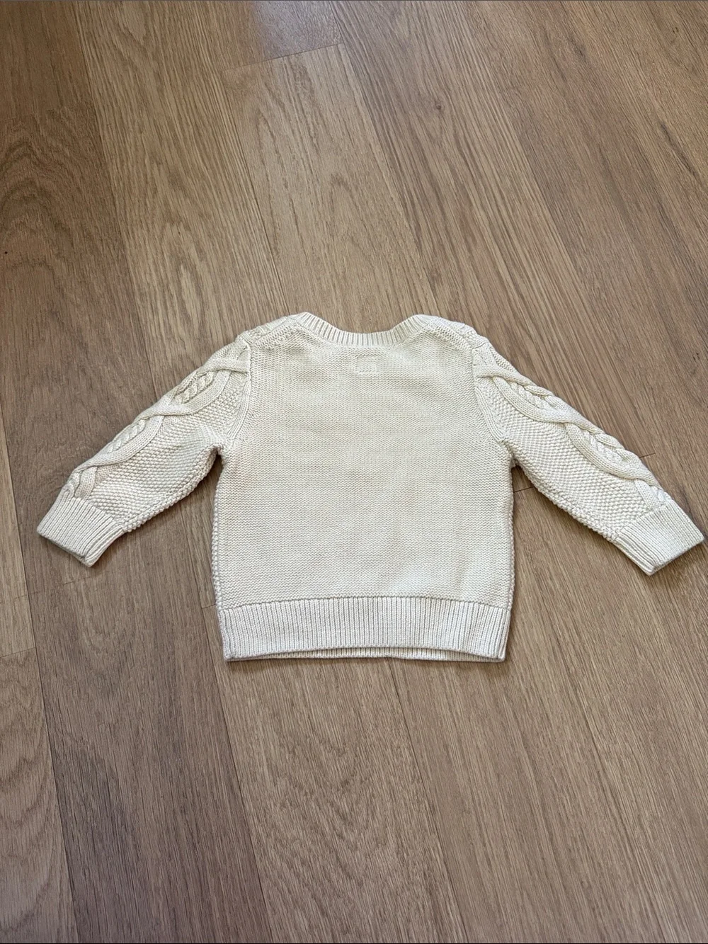 GAP Cream Cable Knit Crew Sweater with Shoulder Buttons Size 12-18 Months
